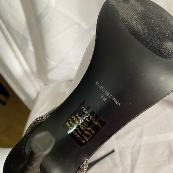 Steve Madden Breslin Sparkly Rhinestone Ankle Strap Heels. Worn Once. Size 8M. - Picture 11 of 11